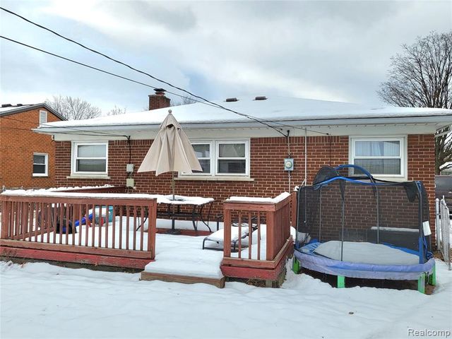 13468 Crosley, Redford, MI 48239