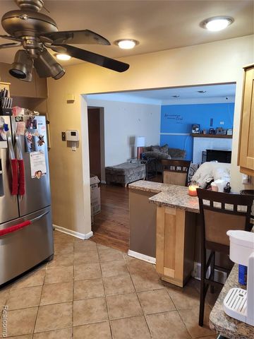 13468 Crosley, Redford, MI 48239