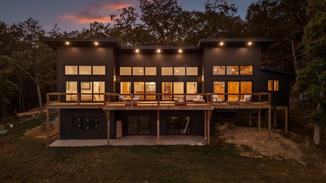 895 Hidden Brow Road, Menlo, GA 30731