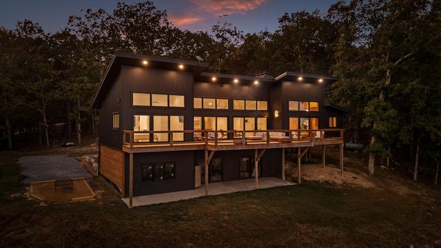 895 Hidden Brow Road, Menlo, GA 30731