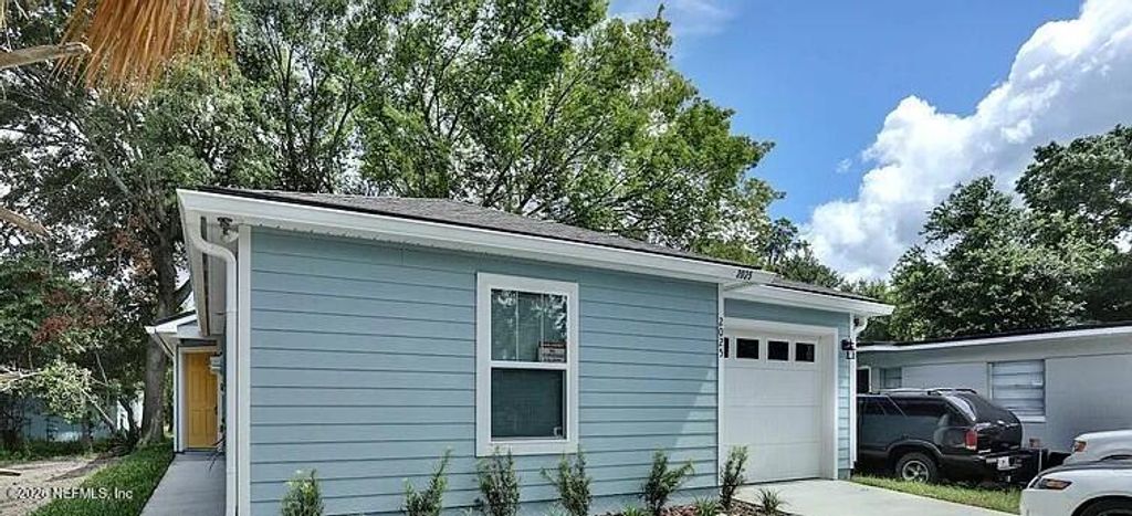 2025 COMMONWEALTH Avenue, Jacksonville, FL 32209