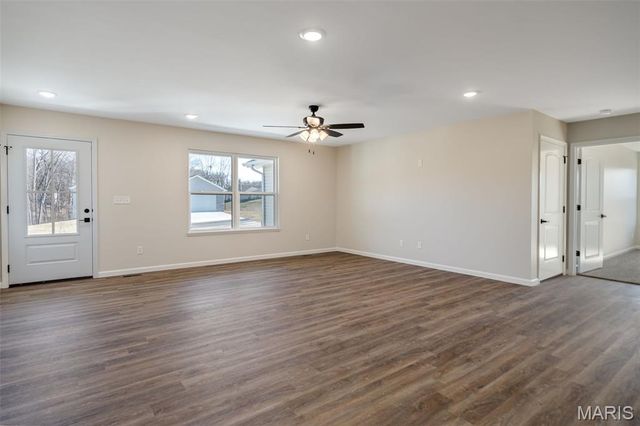 28505 Shallow Water Road, Warrenton, MO 63383