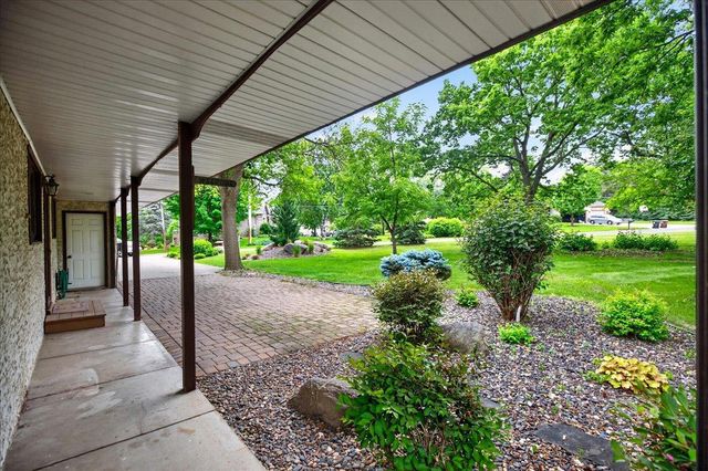 18420 Bates Street, Dayton, MN 55327