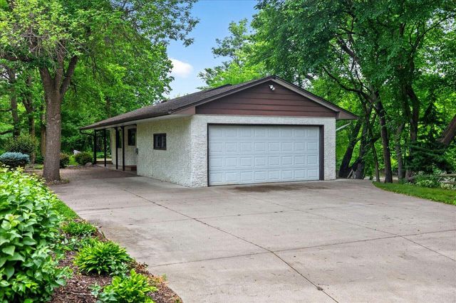18420 Bates Street, Dayton, MN 55327