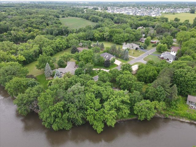 18420 Bates Street, Dayton, MN 55327