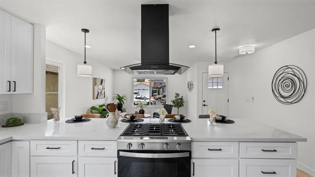 129 Diza Road, San Ysidro, CA 92173