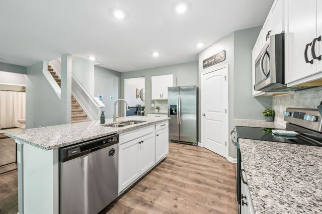 1222 Sylvan Park Dr, Spring Hill, TN 37174