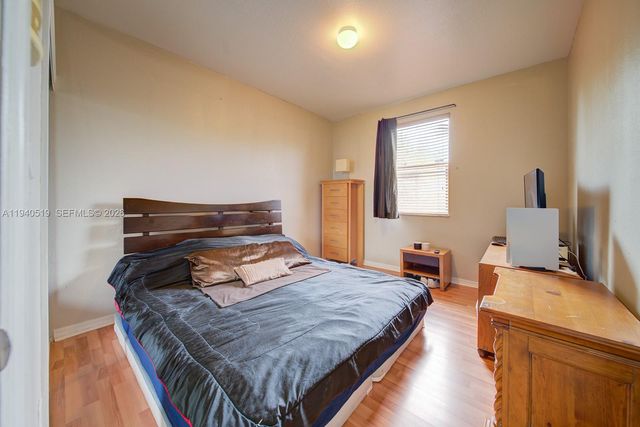 27461 SW 138th Ave, Homestead, FL 33032