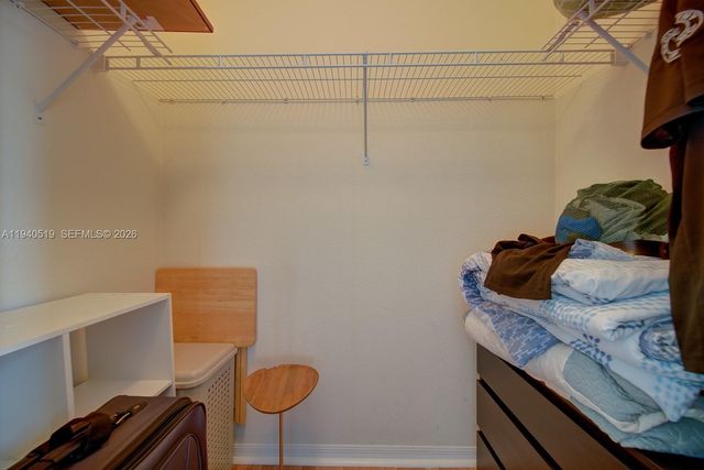 27461 SW 138th Ave, Homestead, FL 33032