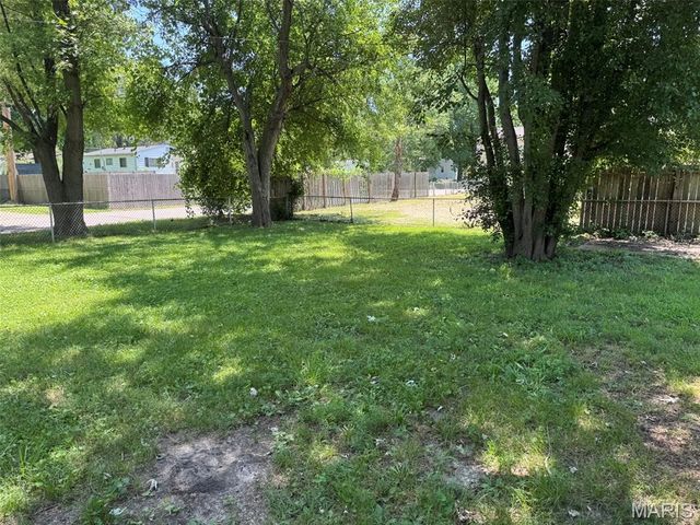 1200 Baron Avenue, Spanish Lake, MO 63138