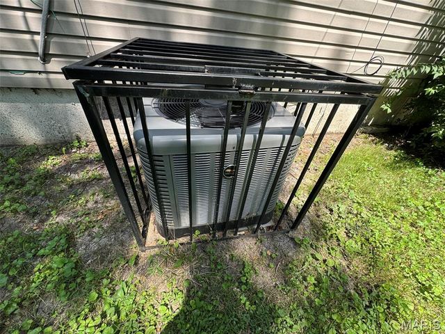 1200 Baron Avenue, Spanish Lake, MO 63138