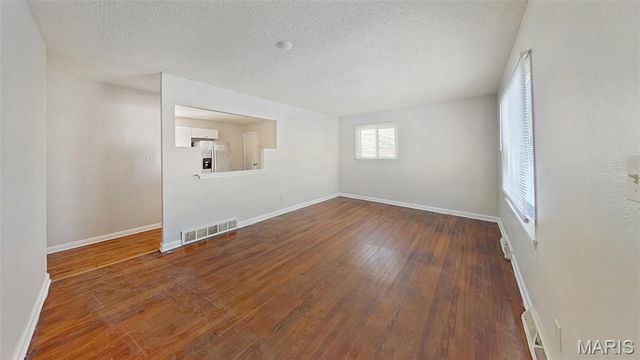 1200 Baron Avenue, Spanish Lake, MO 63138