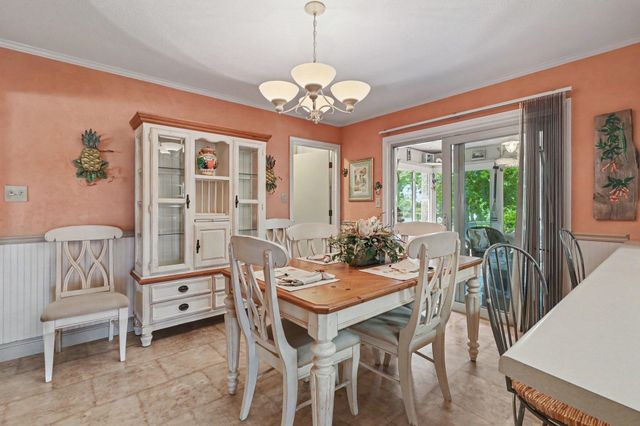 1095 Alexander Road, Taylors, SC 29687