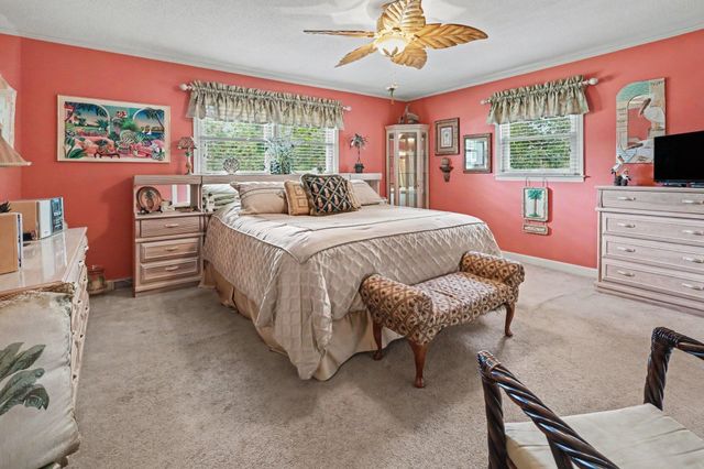 1095 Alexander Road, Taylors, SC 29687