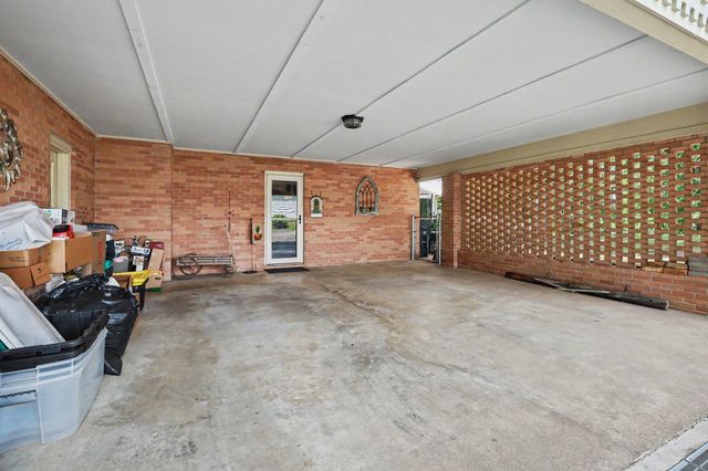 1095 Alexander Road, Taylors, SC 29687