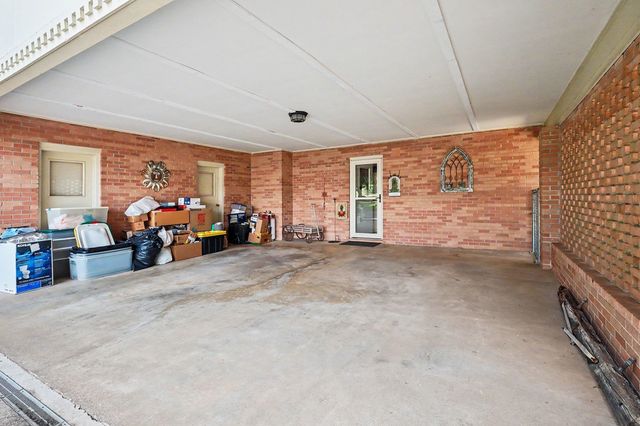 1095 Alexander Road, Taylors, SC 29687