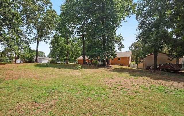 1095 Alexander Road, Taylors, SC 29687