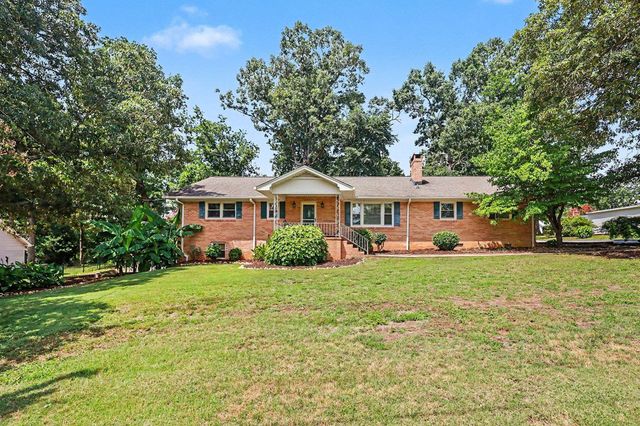 1095 Alexander Road, Taylors, SC 29687