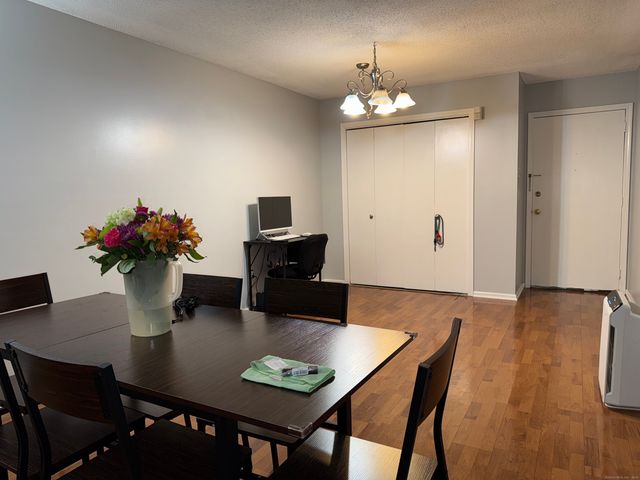 495 Vincellette Street 12, Bridgeport, CT 06606