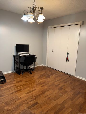 495 Vincellette Street 12, Bridgeport, CT 06606