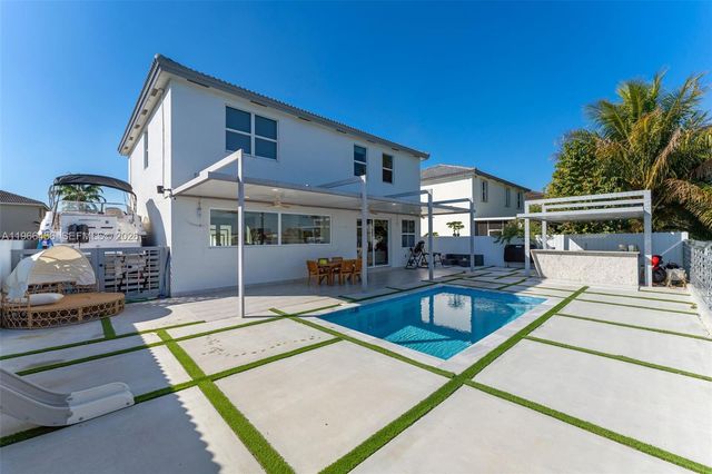 13037 SW 284th St, Homestead, FL 33033