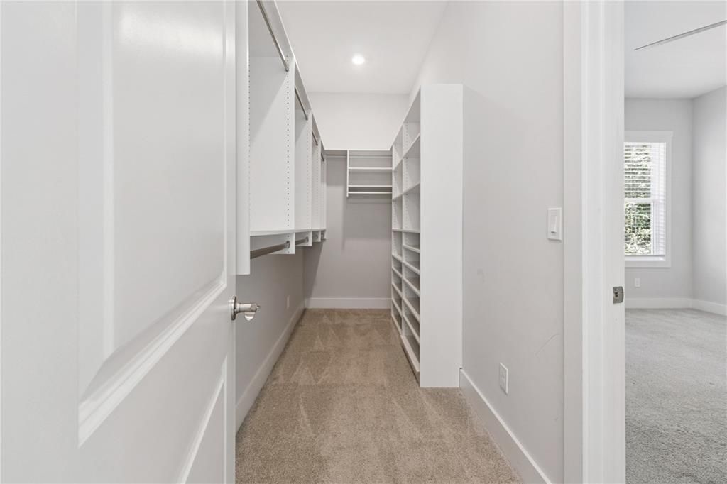 Image 10 of property listing at 8210 Sonata Lane, Cumming, GA 30041