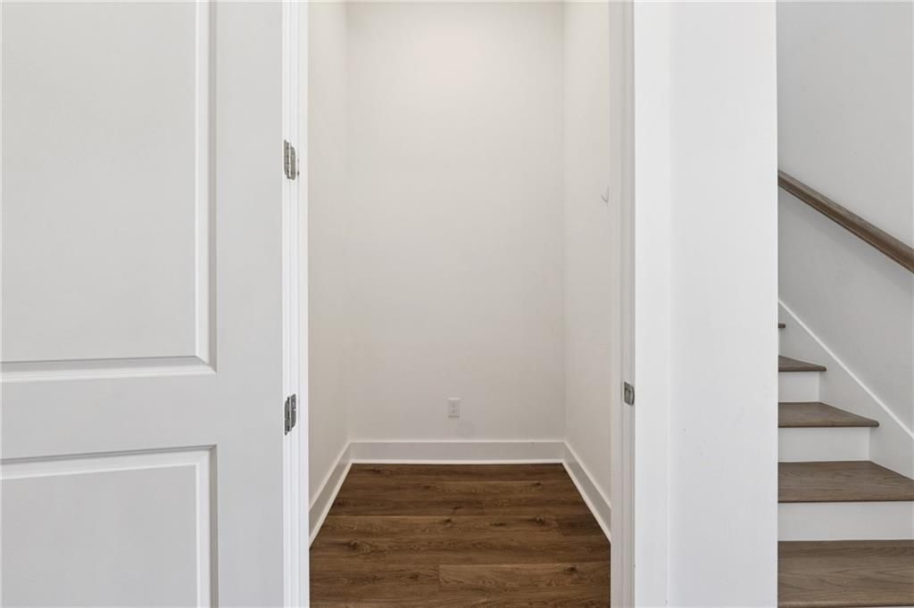 Image 14 of property listing at 8210 Sonata Lane, Cumming, GA 30041