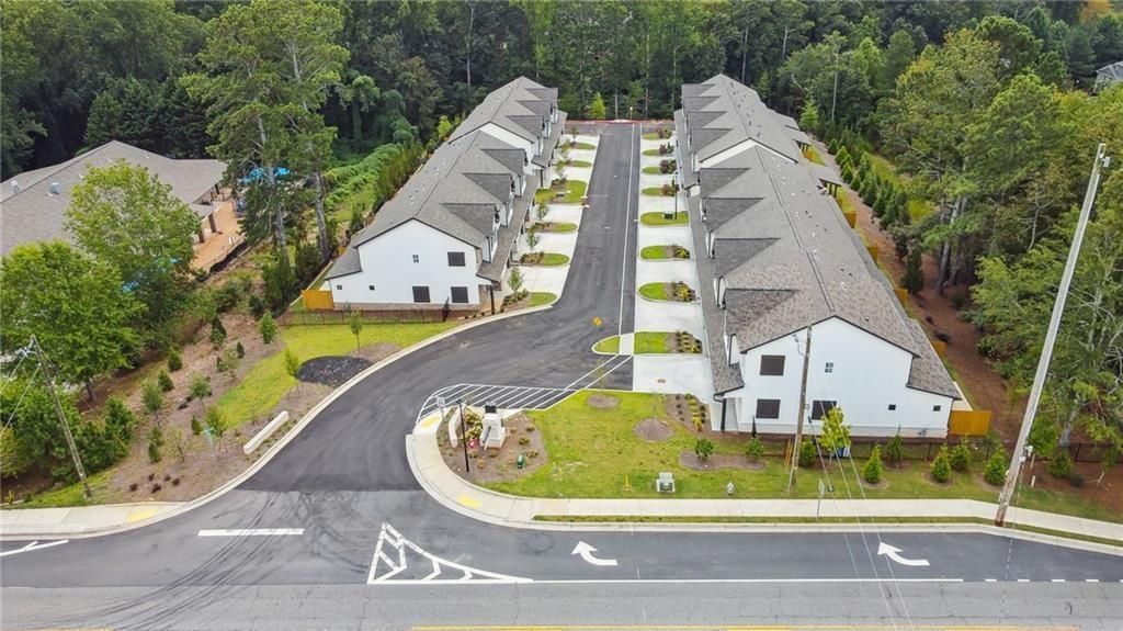 Image 16 of property listing at 8210 Sonata Lane, Cumming, GA 30041