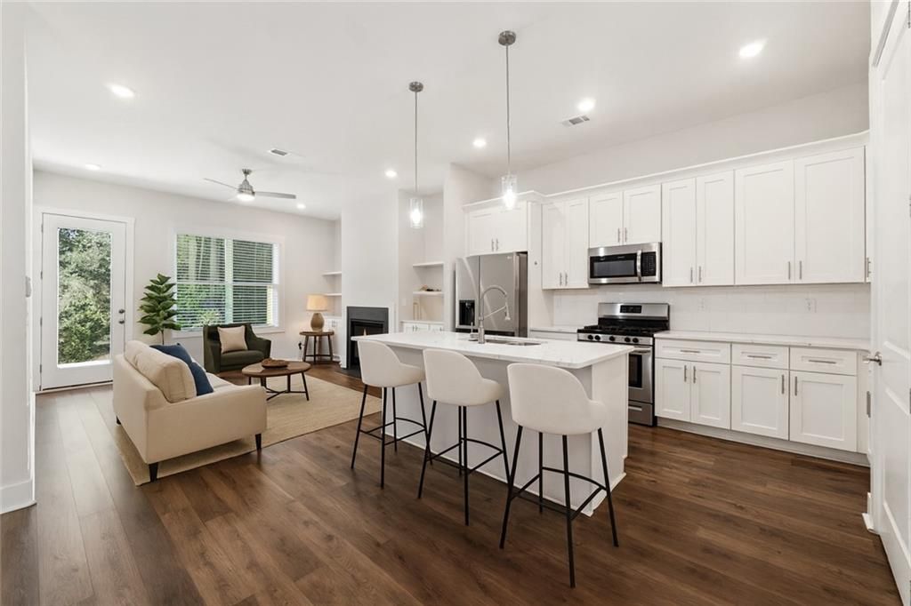 Image 3 of property listing at 8210 Sonata Lane, Cumming, GA 30041