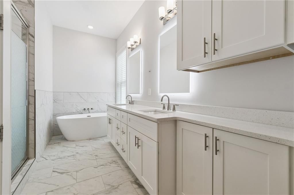 Image 7 of property listing at 8210 Sonata Lane, Cumming, GA 30041