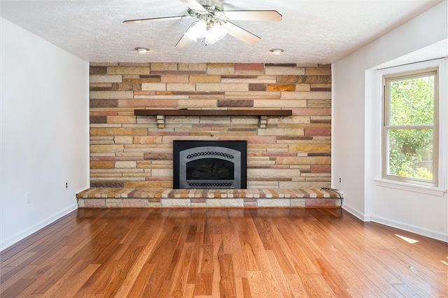 98 Kirkstone Pass, Greece, NY 14626