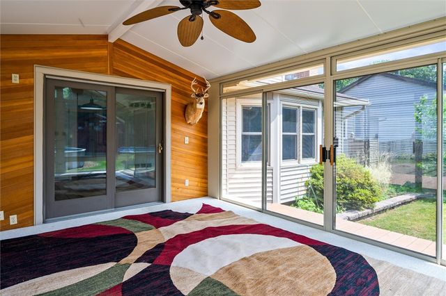 98 Kirkstone Pass, Greece, NY 14626