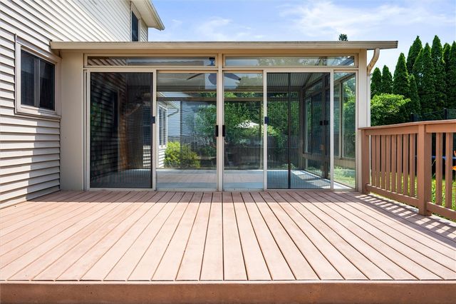 98 Kirkstone Pass, Greece, NY 14626