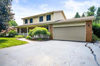 98 Kirkstone Pass, Greece, NY 14626