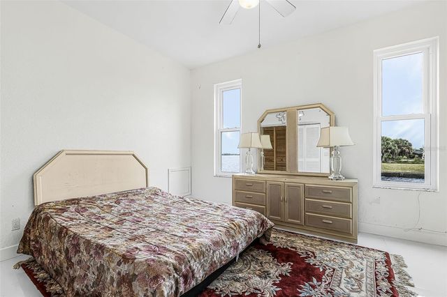 2380 VANCE TERRACE, Port Charlotte, FL 33981