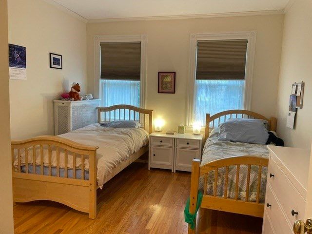 308 Cabot St 308, Newton, MA 02460