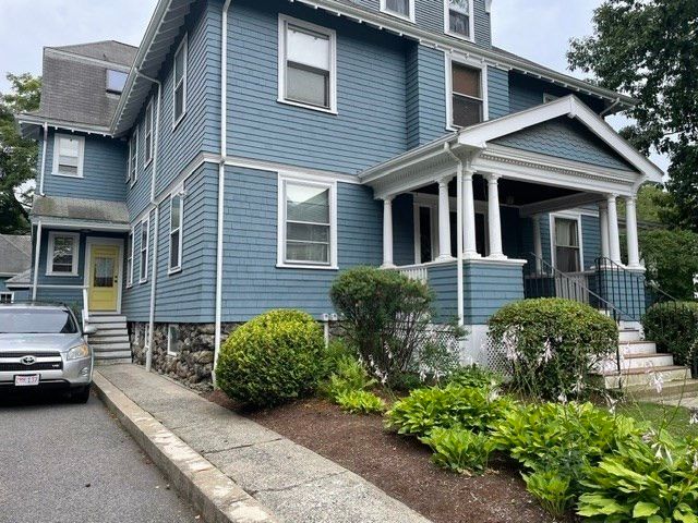 308 Cabot St 308, Newton, MA 02460