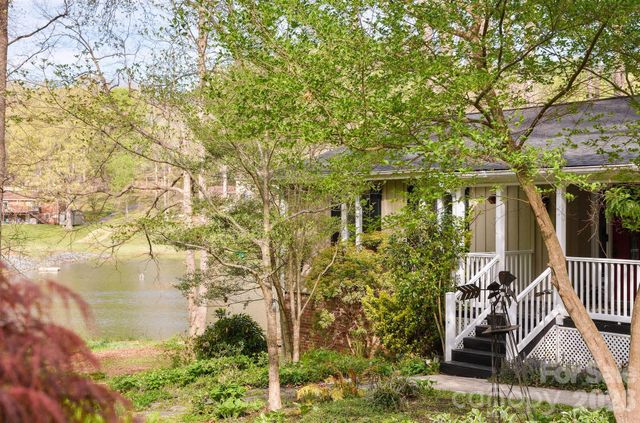 2141 Walker Road, Winston Salem, NC 27106