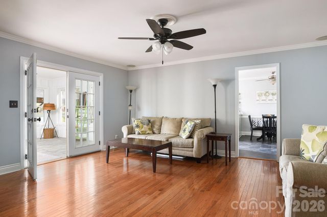 2141 Walker Road, Winston Salem, NC 27106