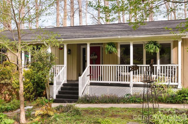2141 Walker Road, Winston Salem, NC 27106