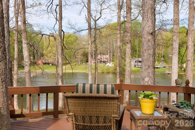2141 Walker Road, Winston Salem, NC 27106