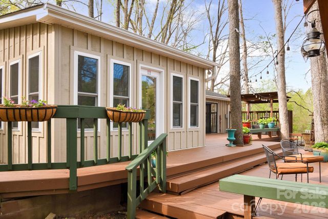 2141 Walker Road, Winston Salem, NC 27106