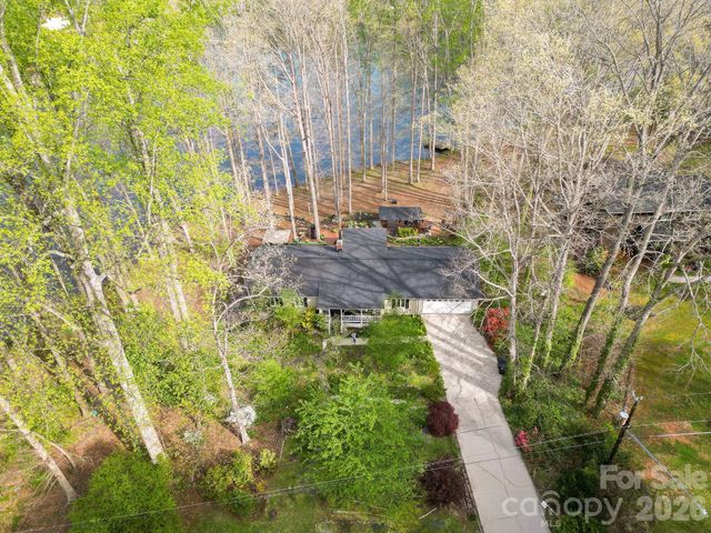2141 Walker Road, Winston Salem, NC 27106