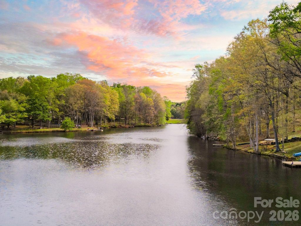 2141 Walker Road, Winston Salem, NC 27106