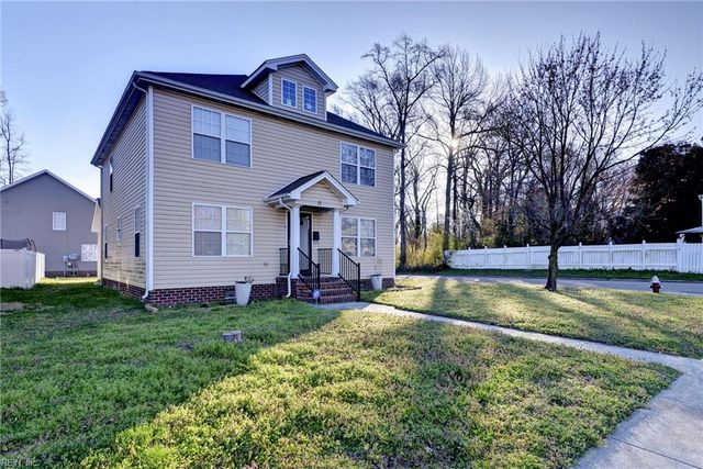 11 Sherazi DR, Hampton, VA 23663