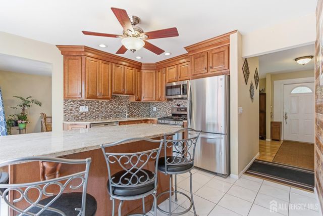 58 Richards Drive, Sayreville, NJ 08859