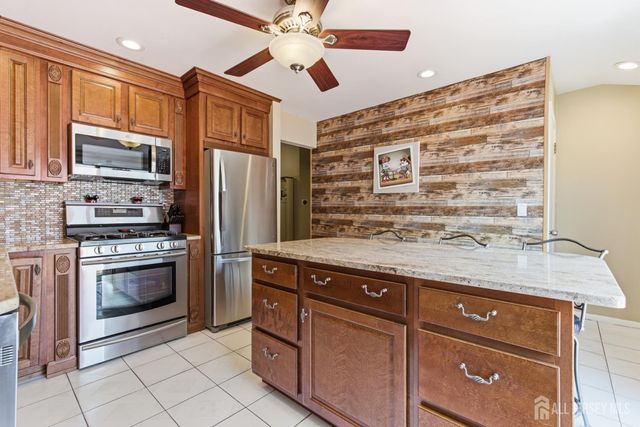 58 Richards Drive, Sayreville, NJ 08859