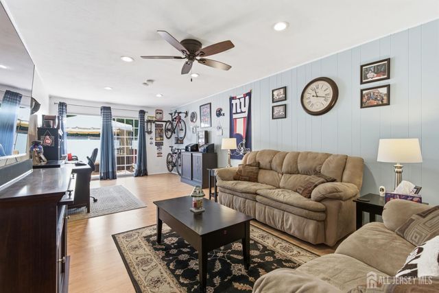 58 Richards Drive, Sayreville, NJ 08859