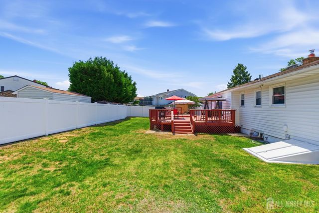 58 Richards Drive, Sayreville, NJ 08859