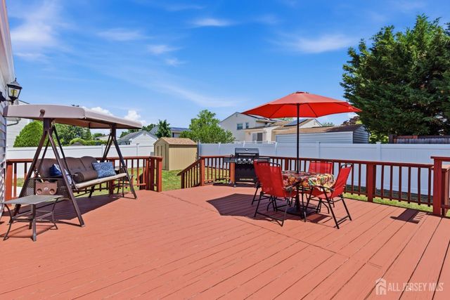 58 Richards Drive, Sayreville, NJ 08859